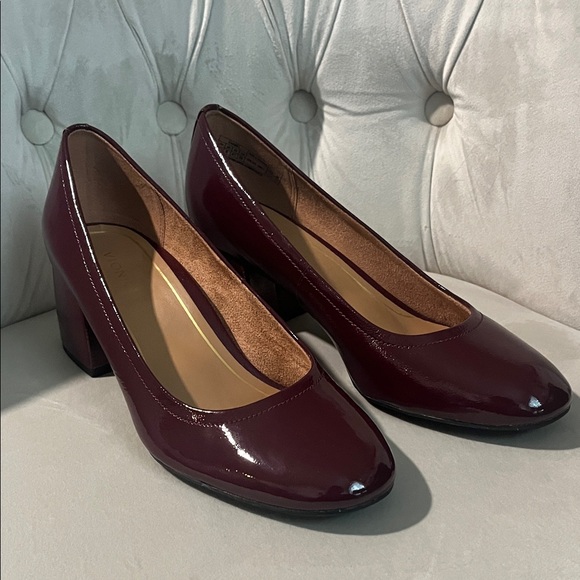 Vionic Shoes - Vionic Elegant Patent Burgundy Women's Pumps